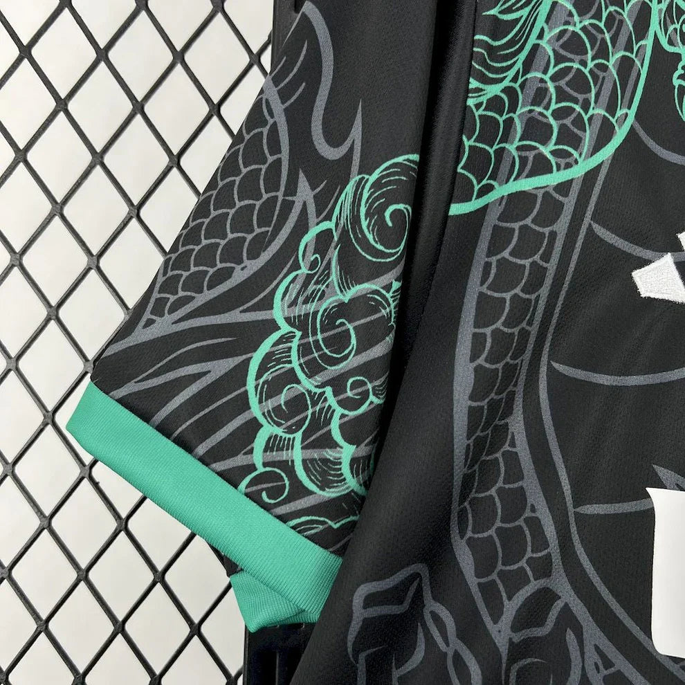 Maillot Real Madrid "Dragon Émeraude" Édition Limitée