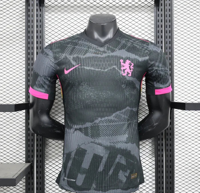 Maillot limité Chelsea "Shadow Edition"
