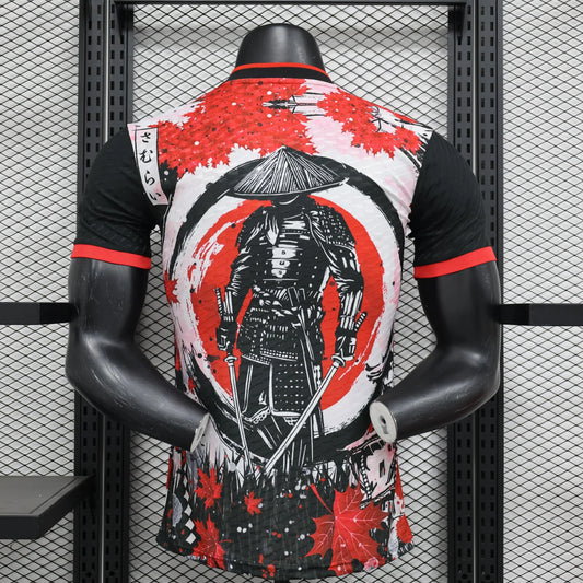 Maglia Edizione Limitata "Lama Silenziosa" Giappone