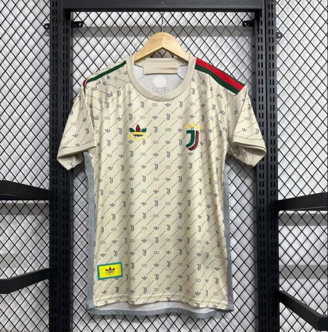 Maillot en édition limitée Juventus X Gucci 2024/2025