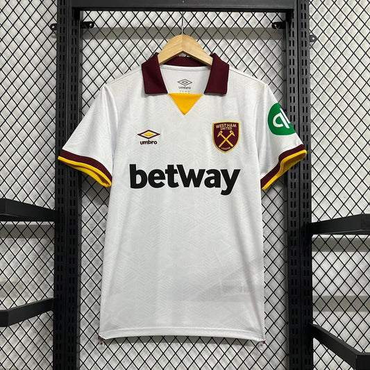 Divisa da trasferta numero tre del West Ham United 2024/2025