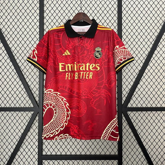 Maglia in edizione limitata "Dragón De Fuego" del Real Madrid