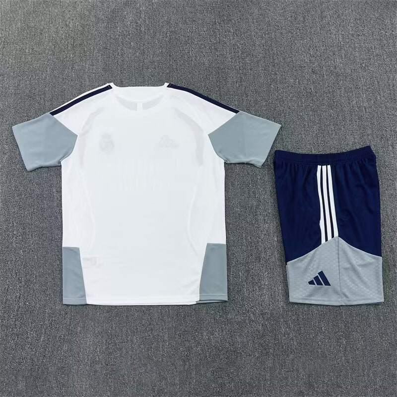 Ensemble blanc Real Madrid 2026/2027