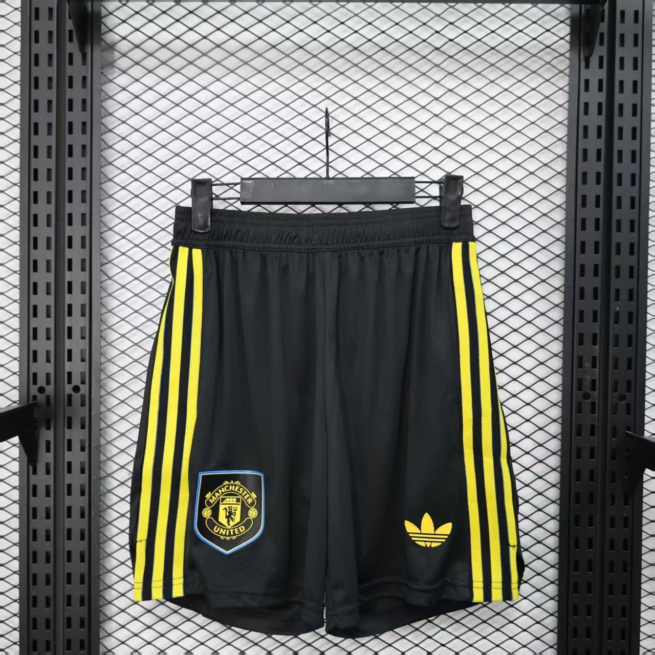 Pantaloncini da trasferta del Manchester United 2025/2026