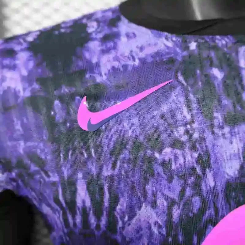 Maillot limité "Purple Venom" de Barcelone