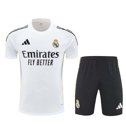 Completo da allenamento Real Madrid 2025/2026