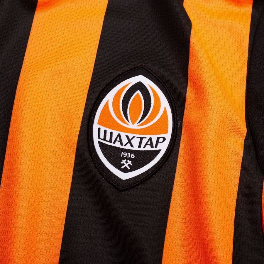 Tenue domicile 2026/2027 du Shakhtar Donetsk