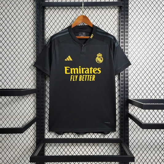 Divisa da trasferta Real Madrid 2023/2024