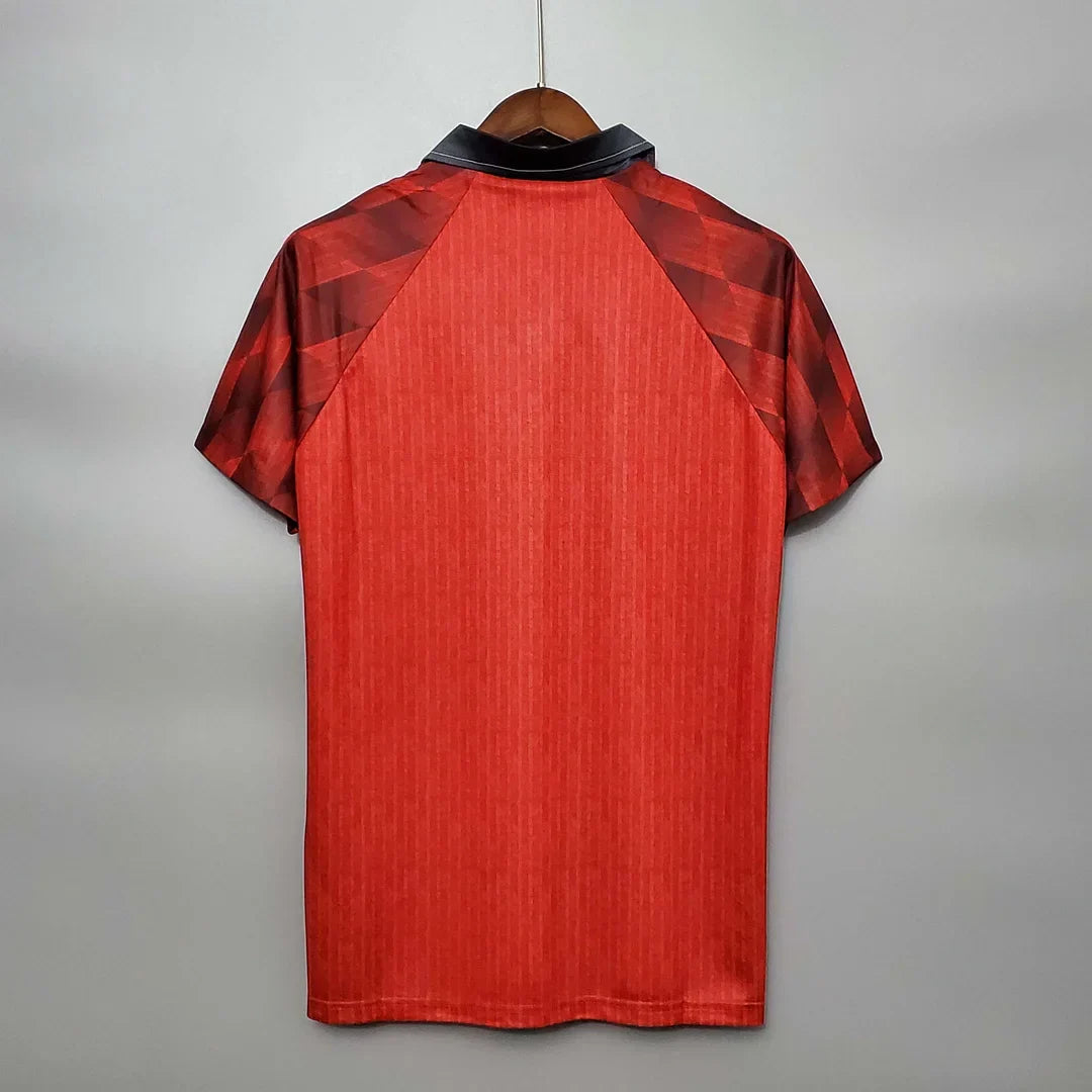 Maillot rétro domicile de Manchester United 1996/1998