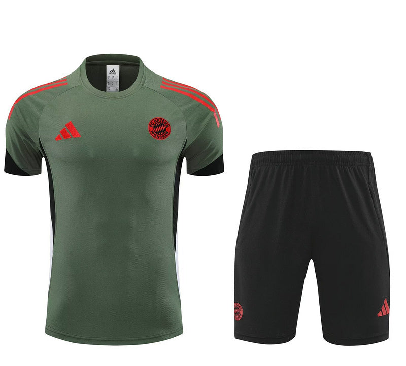 Completo da allenamento Bayern Monaco 2025/2026