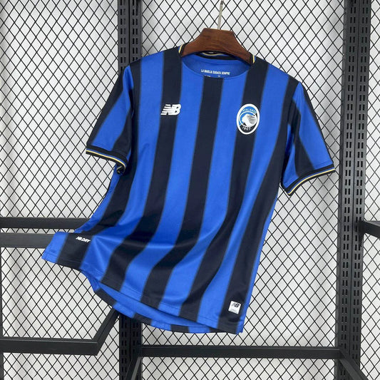 Divisa da casa dell'Atalanta 2025-2026