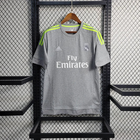 Maillot extérieur rétro Real Madrid 2015/2016