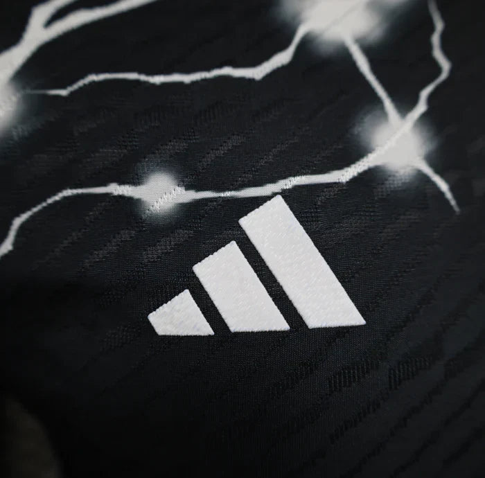 Maillot limité "Black Panther" du Real Madrid
