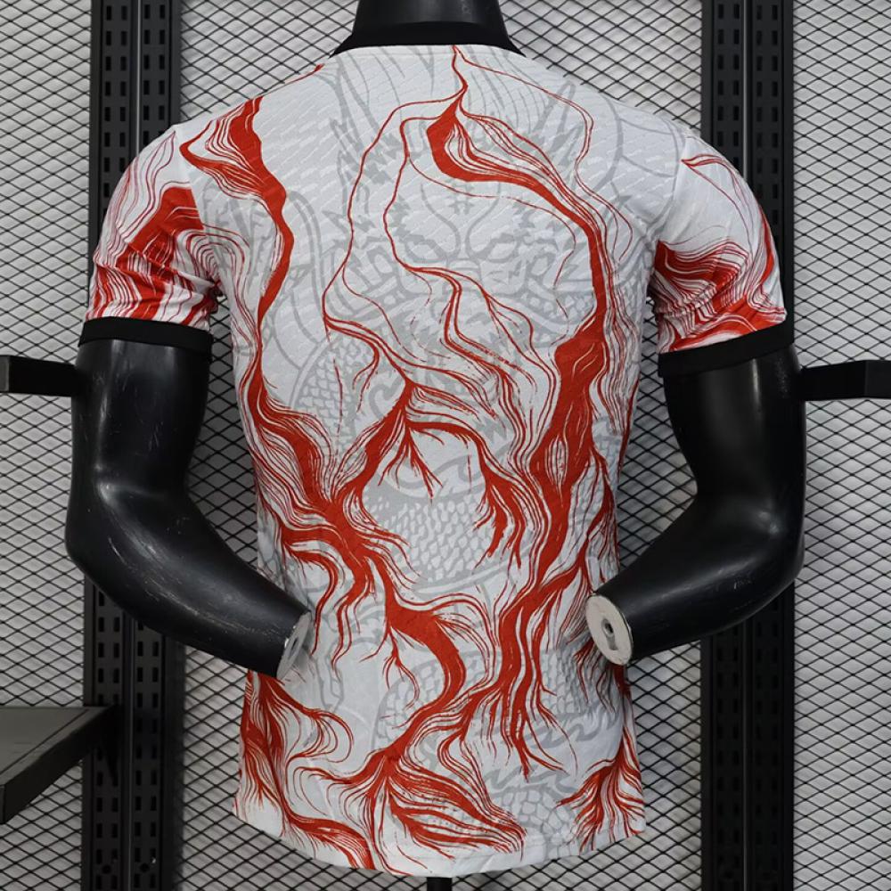 Maillot édition limitée Real Madrid "L'Ascension Draconique"