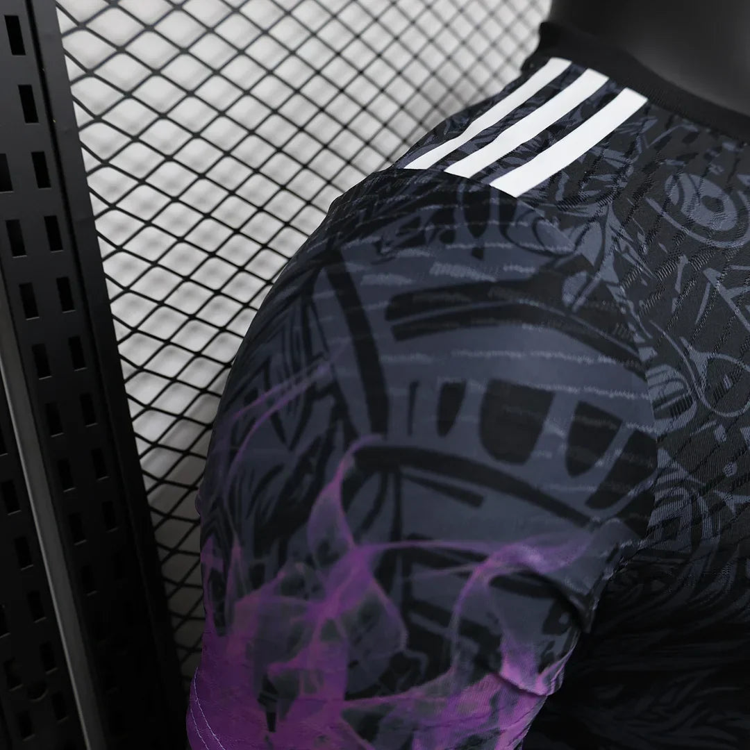 Maillot Liverpool édition limitée "Midnight Soar"