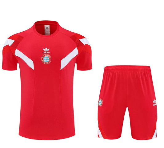 Completo da allenamento Bayern Monaco 2025/2026