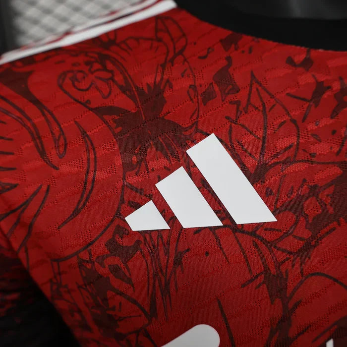 Liverpool Maglia Edizione Limitata "Aquila Coronata"