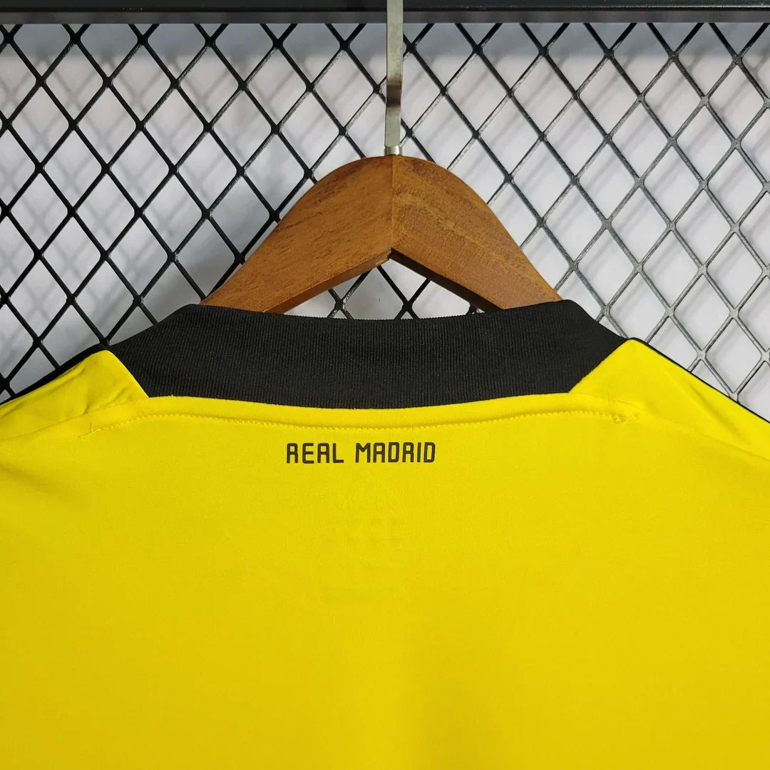 Completo da portiere retro Real Madrid giallo 2011/2012