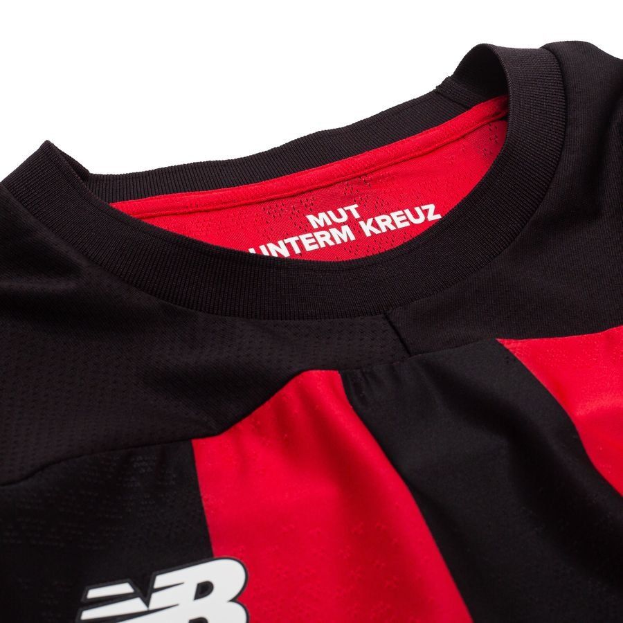 Divisa da casa del Bayer Leverkusen 2026/2027