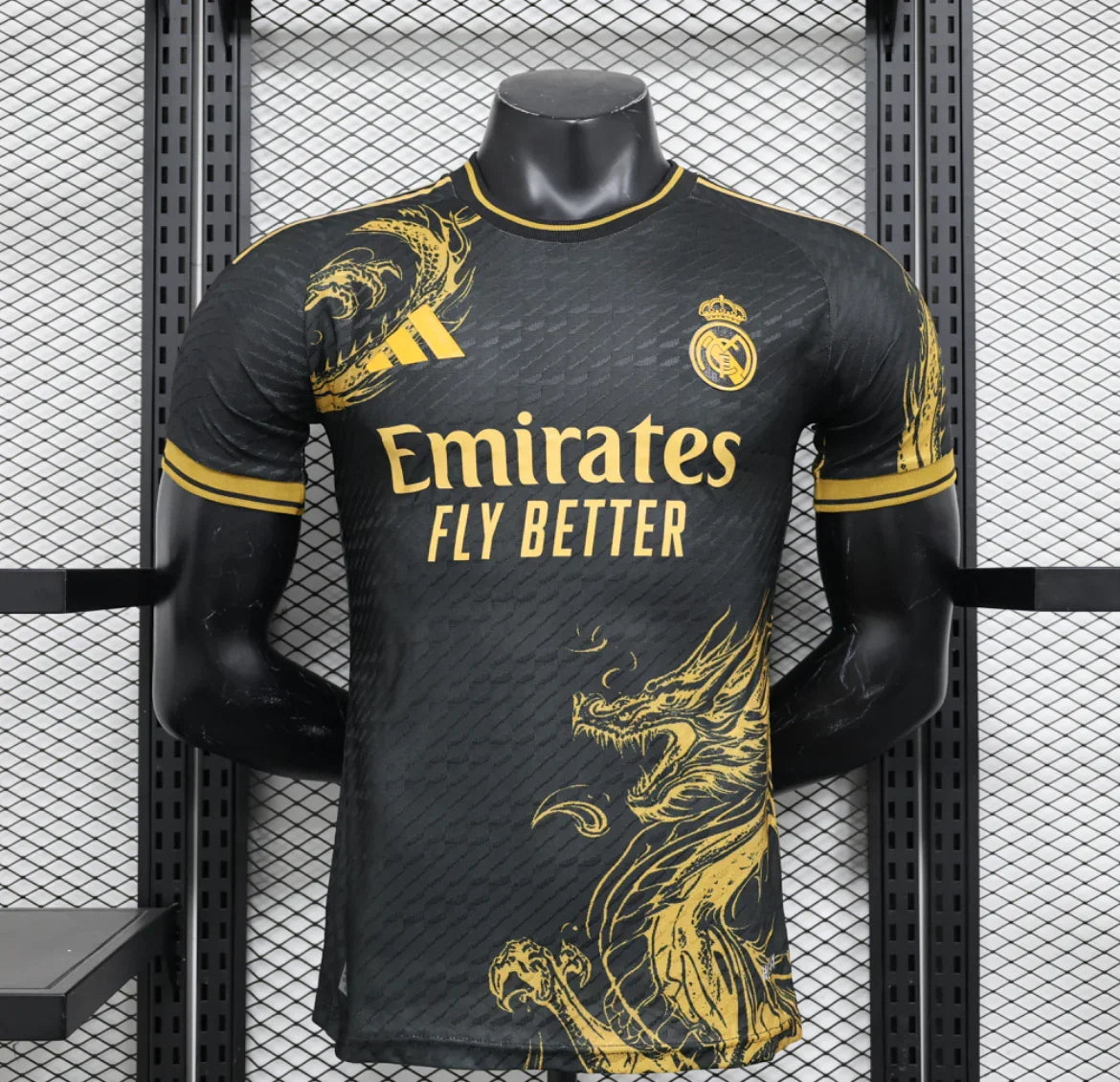Maillot en édition limitée du Real Madrid "Dragon Galactico"