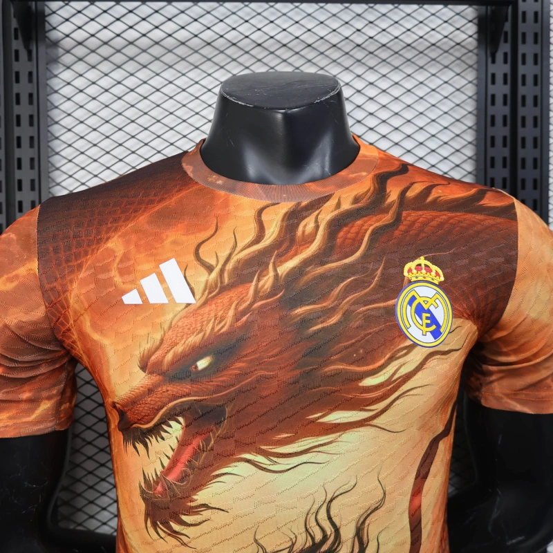 Maglia Edizione Limitata Real Madrid "Thunder Mirage"