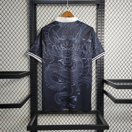 Maglia Limitata Real Madrid "Dragón Negro"