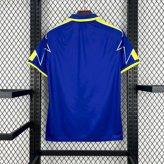 Maglia da trasferta della Juventus del 1996-1997 in stile retrò