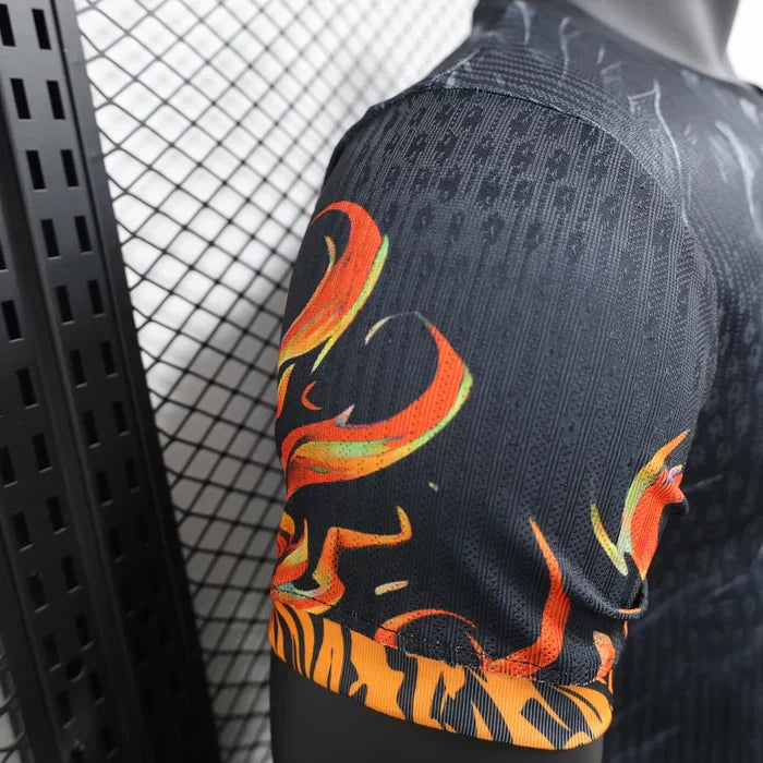 Maillot Liverpool "La Renaissance de l'Enfer" Édition Limitée