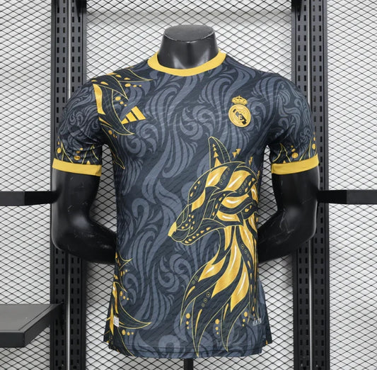 Maillot "Loup d'Or" Édition Limitée du Real Madrid