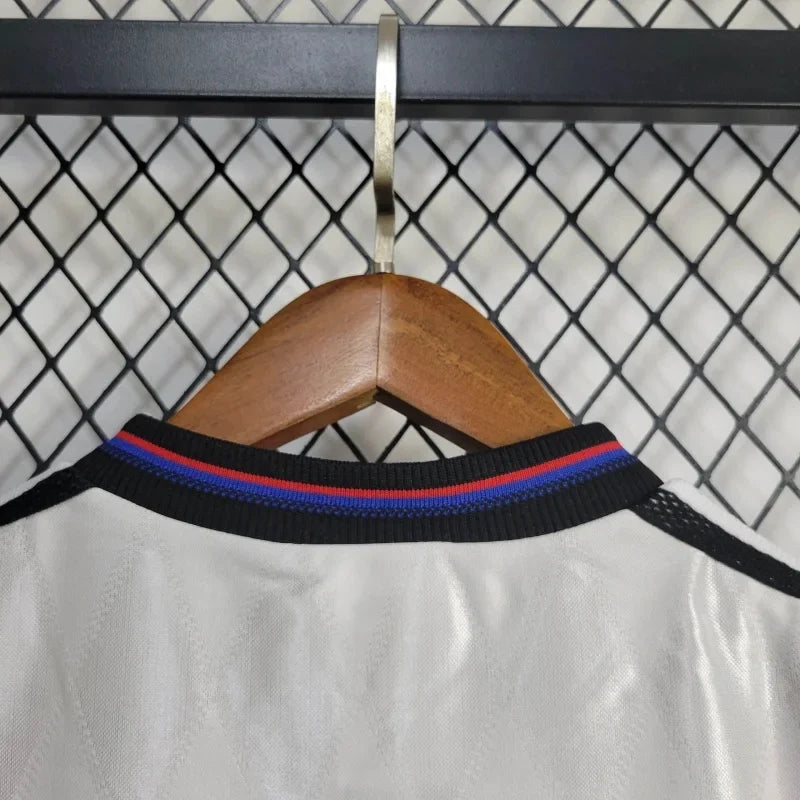 Maglia da trasferta del Bayern Monaco 1996-1998 in stile retrò