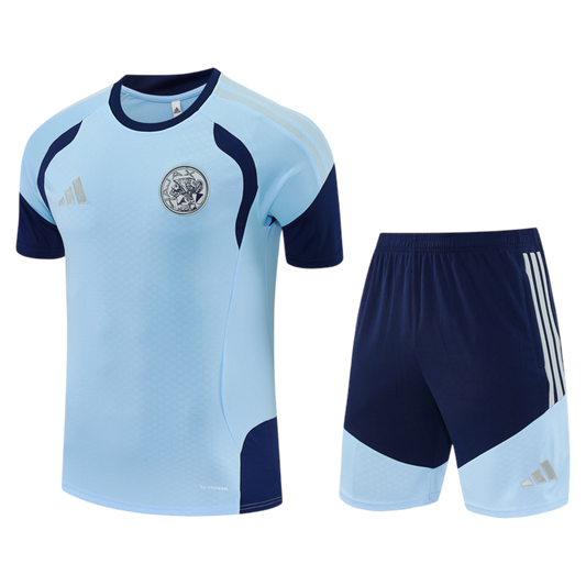 Ensemble Ajax Bleu Clair 2026/2027