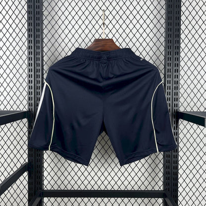 Pantaloncini da trasferta Real Madrid 2025/2026