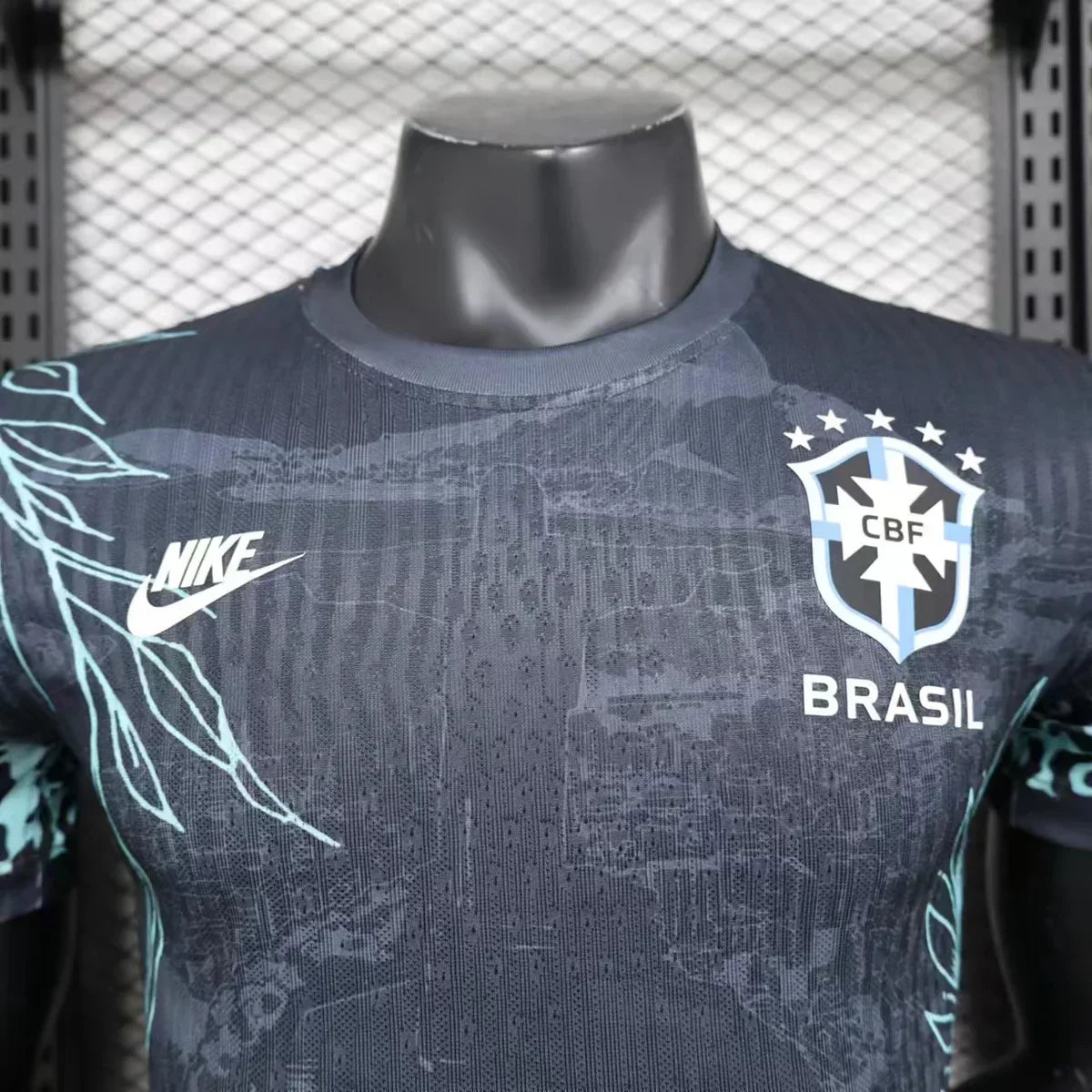 Maillot édition limitée « Nuit dans la jungle » - Brésil