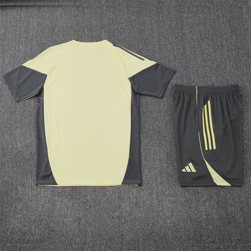 Set da allenamento Real Madrid 2025/2026