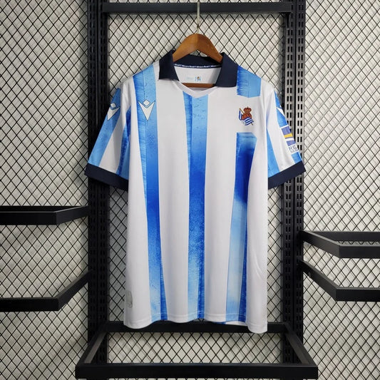Divisa casalinga della Real Sociedad 2023/2024