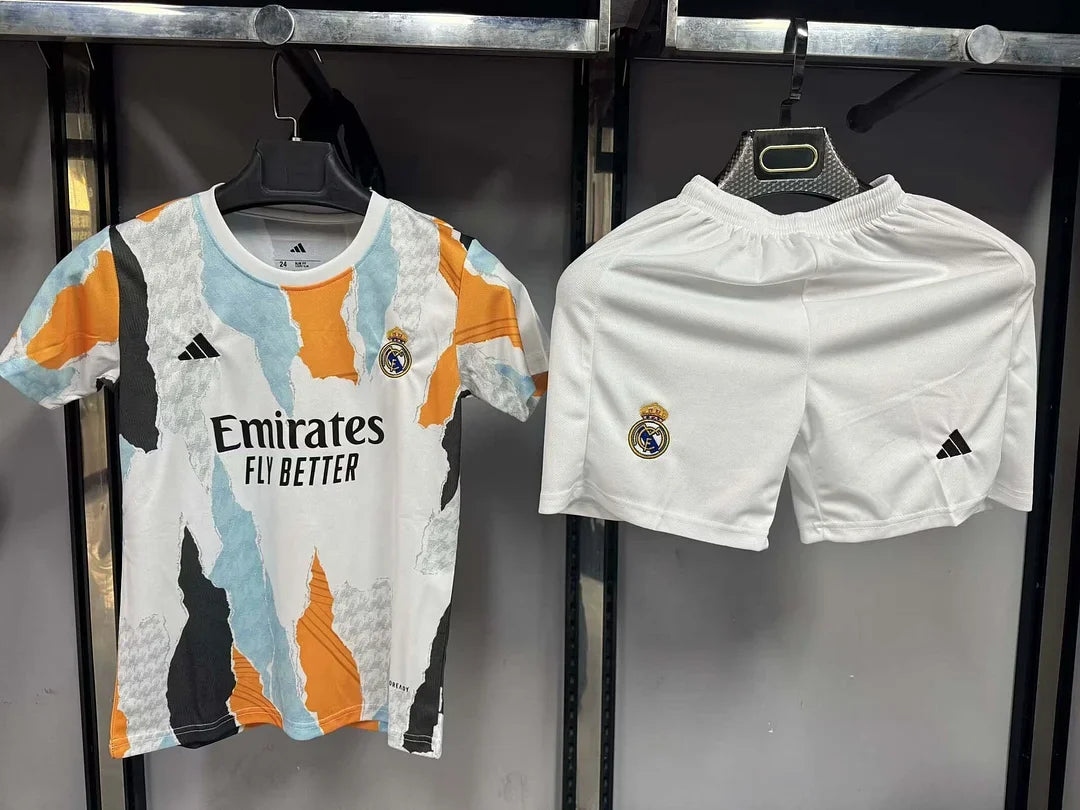 Abbigliamento da allenamento Real Madrid 2025/2026 Taglia bambini