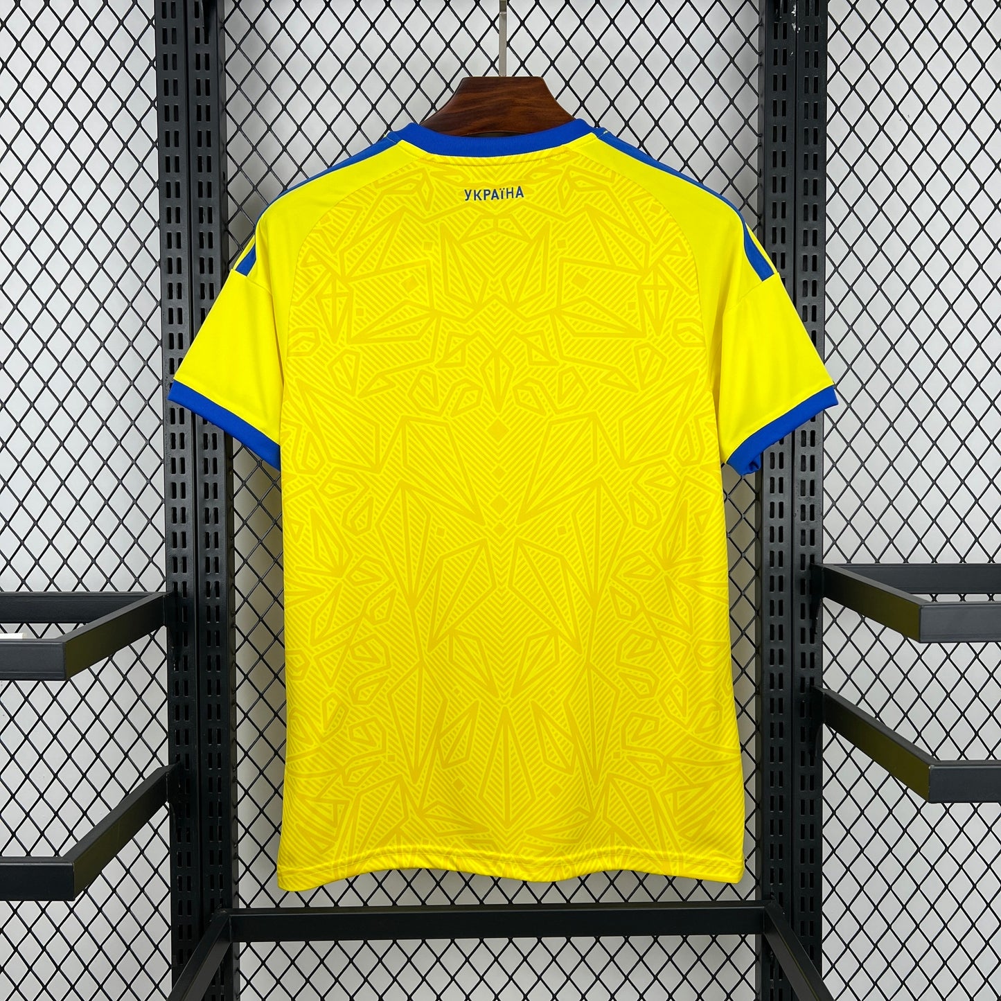 Kit Coppa del Mondo 2026 Ucraina Versione Fan