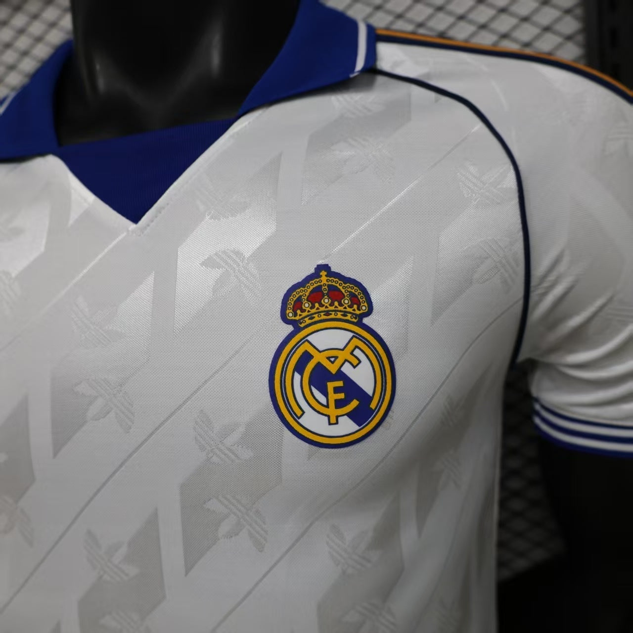 Real Madrid Edizione Retro 2026/2027