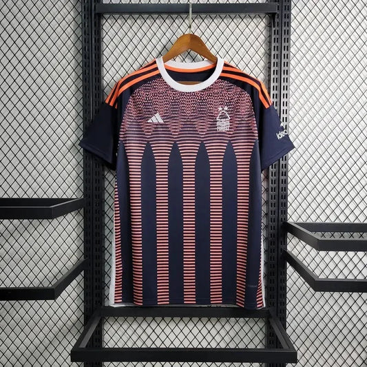 Completo casa Nottingham Forest 2022/2023