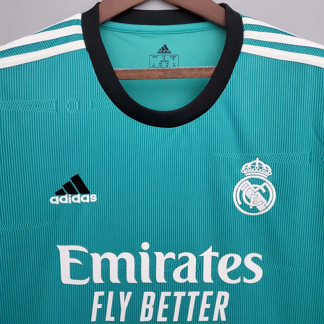 Maillot Extérieur Rétro du Real Madrid 2021/2022