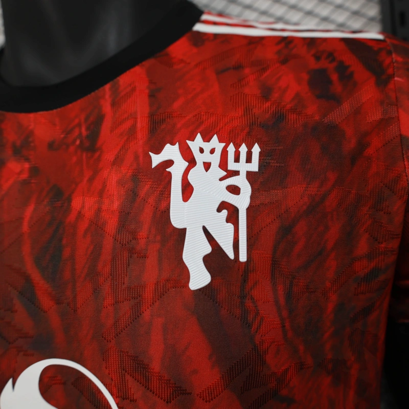 Maillot Limité "Inferno Pulse" Manchester United