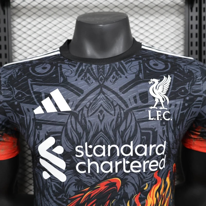 Maillot en édition limitée "Inferno Wyrm" de Liverpool
