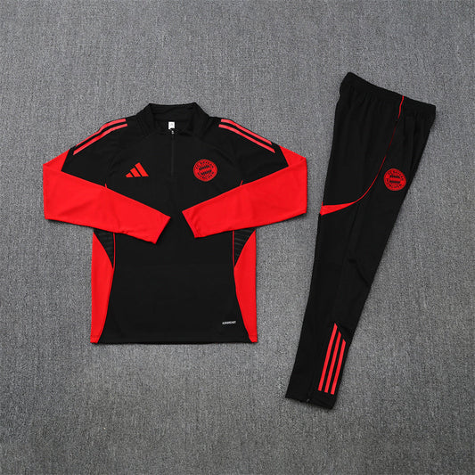 Tuta Adidas Bayern Monaco Nera e Rossa 2025/2026