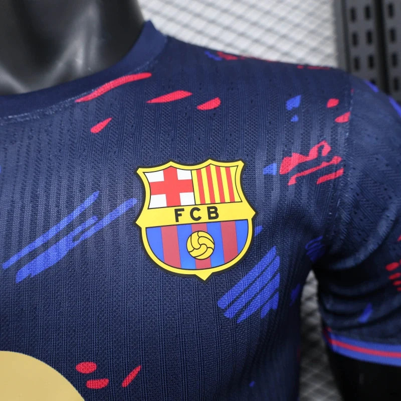 Maillot "Electric Fade" en édition limitée du FC Barcelone