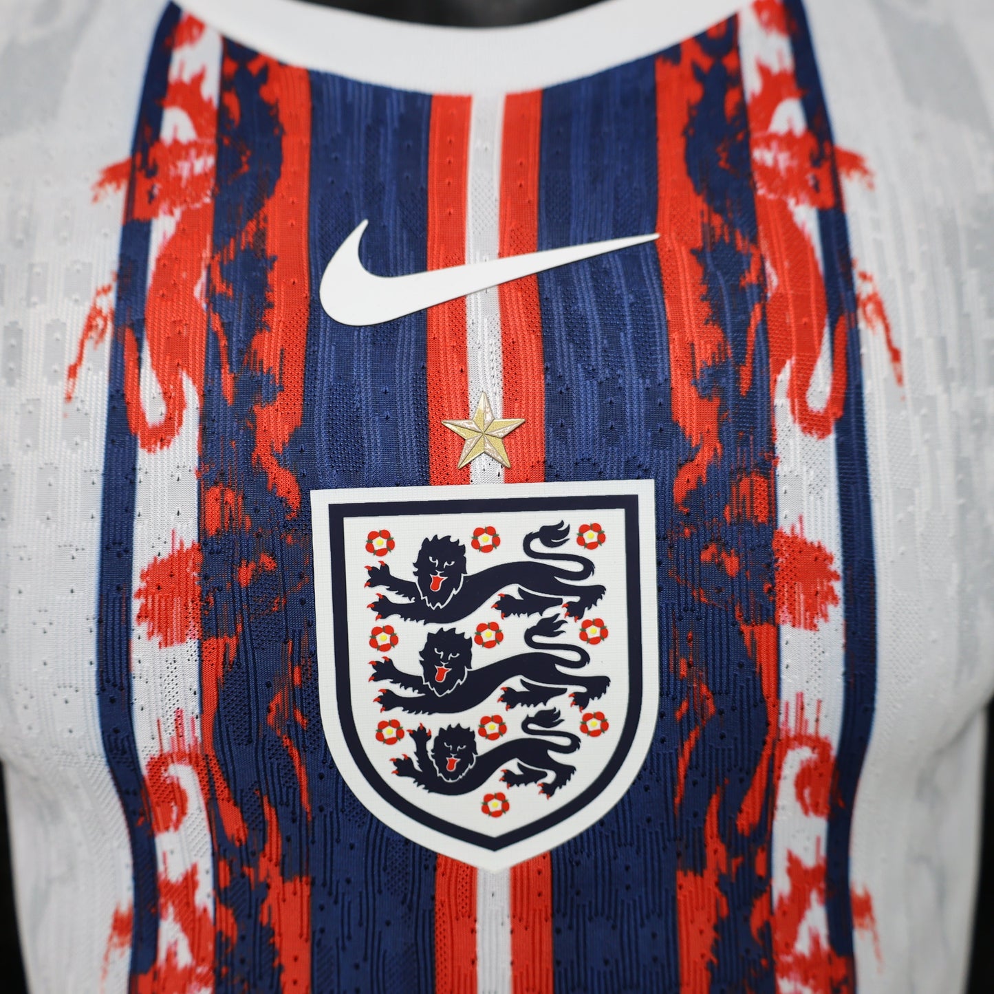Maillot en édition limitée Angleterre « Lionstripe »
