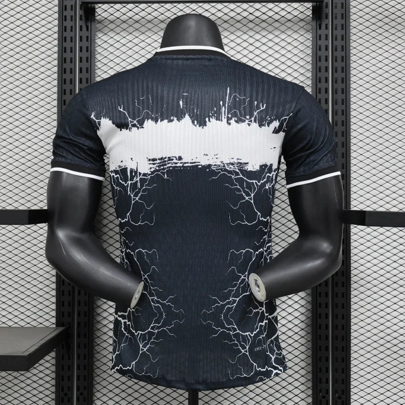 Maillot limité "Catalan Thunder" du FC Barcelone