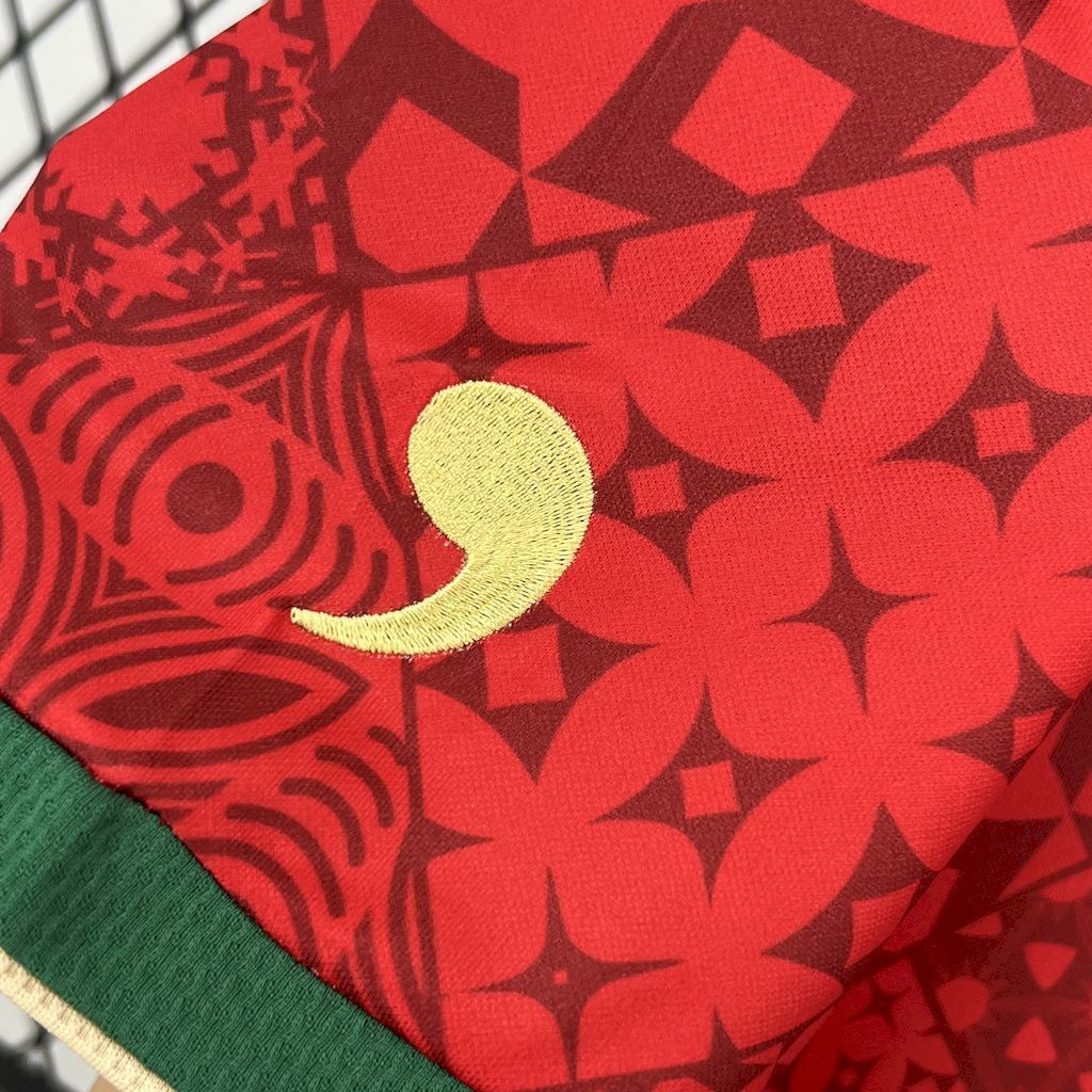 Maillot rouge édition limitée « The Sui » Portugal