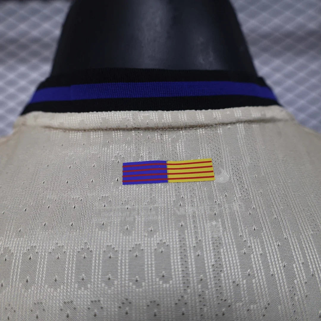 Divisa da trasferta Barcellona 2025/2026