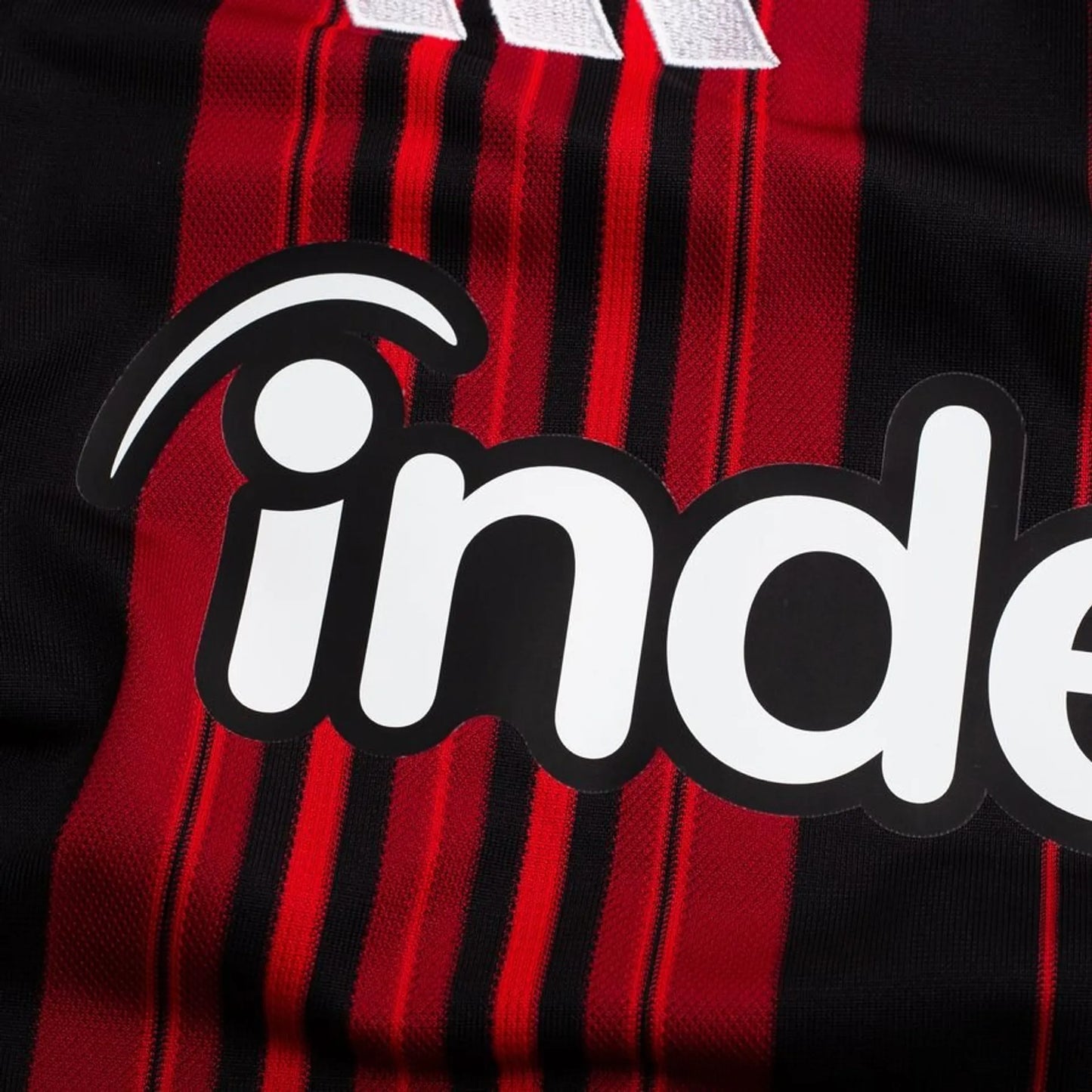 Maillot domicile Eintracht Francfort 2026/2027