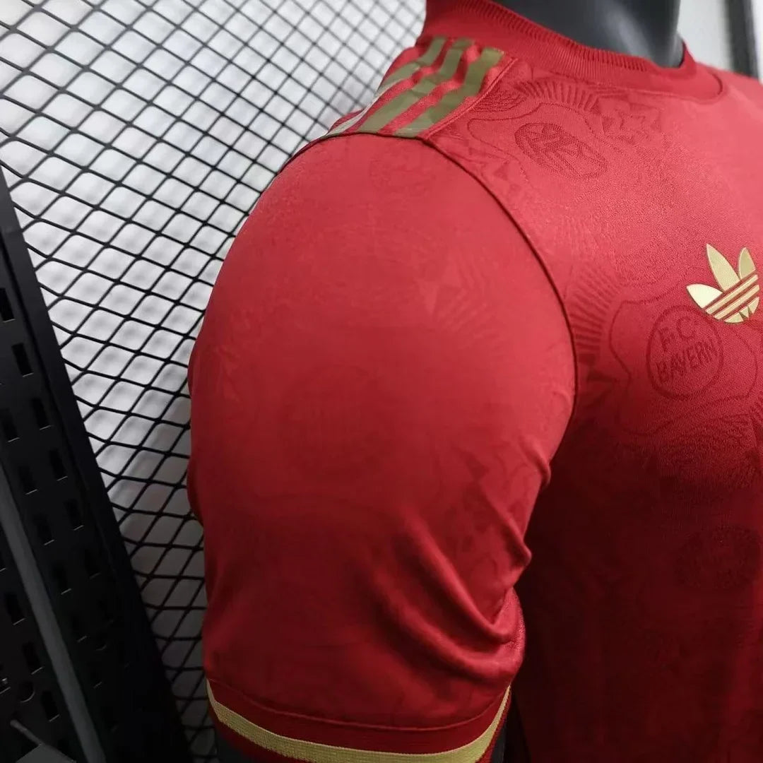 Bayern Monaco 2025/2026 Edizione 125° Anniversario Rossa